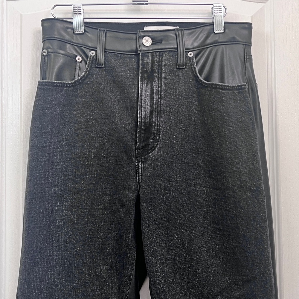 Abercrombie Ankle Straight Ultra High Rise Black Denim/Faux Leather 29/8 - Picture 3 of 12